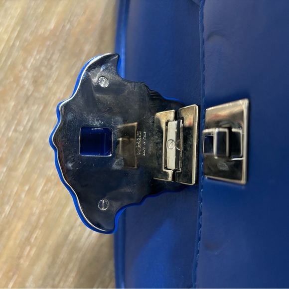 Versace Medusa Shoulder Bag - Picture 7 of 14